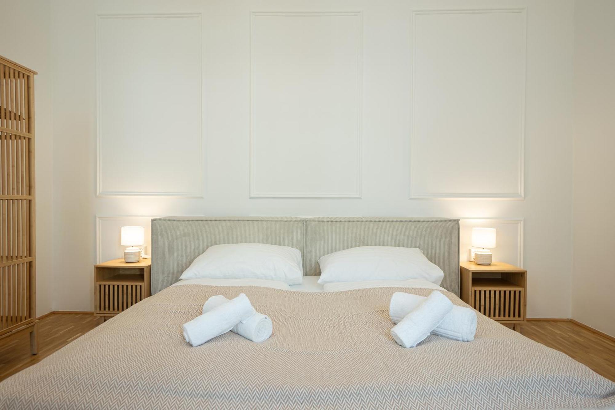Vibrant 107 M2 Flat In The City Center 비엔나 외부 사진
